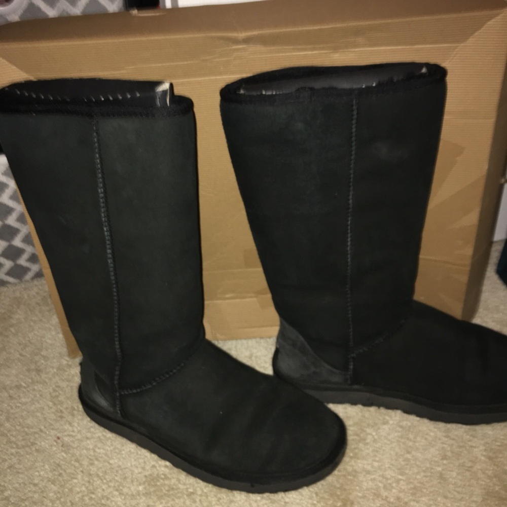 black uggs tall
